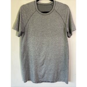Lululemon Metal Vent Tech SS Men's Size Small Charcoal Grey Workout Athletic Gym